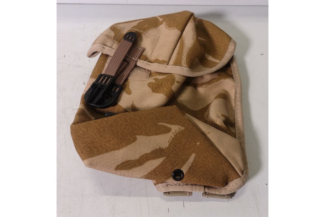 Various types of ex-military desert accessories - 156kg – may require repair / be incomplete - Image 2 of 17