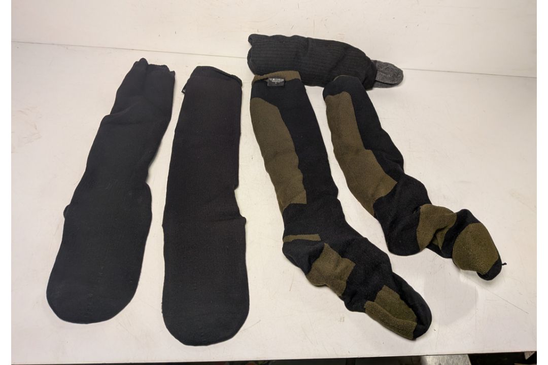 60x British Forces Seal shins knee length combat socks - mixed sizes - Image 1 of 6