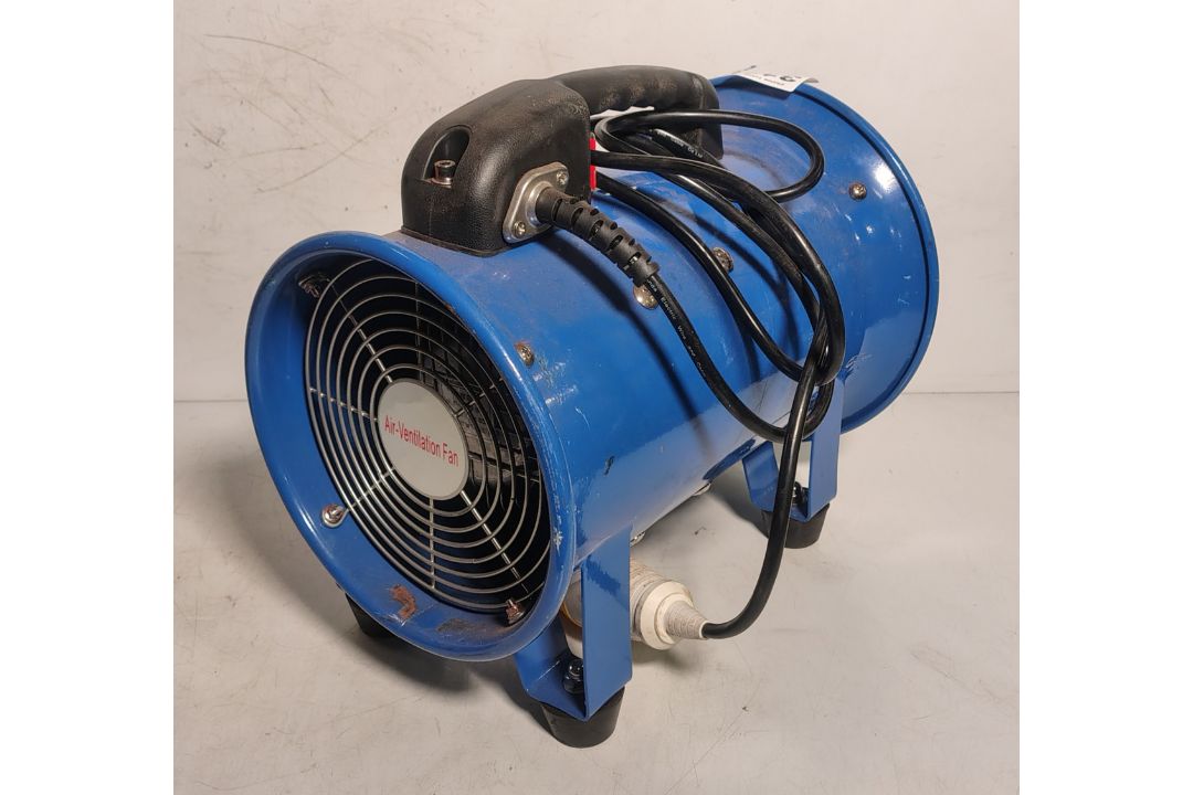 Mills CTF-20 115V air ventilation fan with flexible ducting - Image 4 of 5