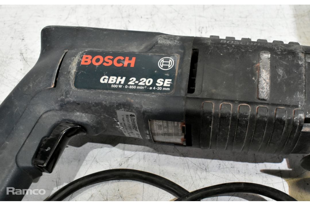 6x electric corded drills with 3x cases - 5x Bosch and 1x Makita - see description - Image 7 of 31