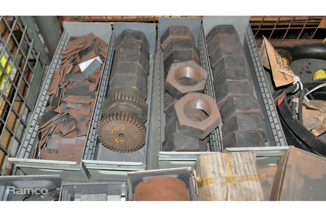 Workshop spares and consumables - nuts, Y pipe, pipe elbows and metal off cuts - approx 220kg - Image 2 of 8