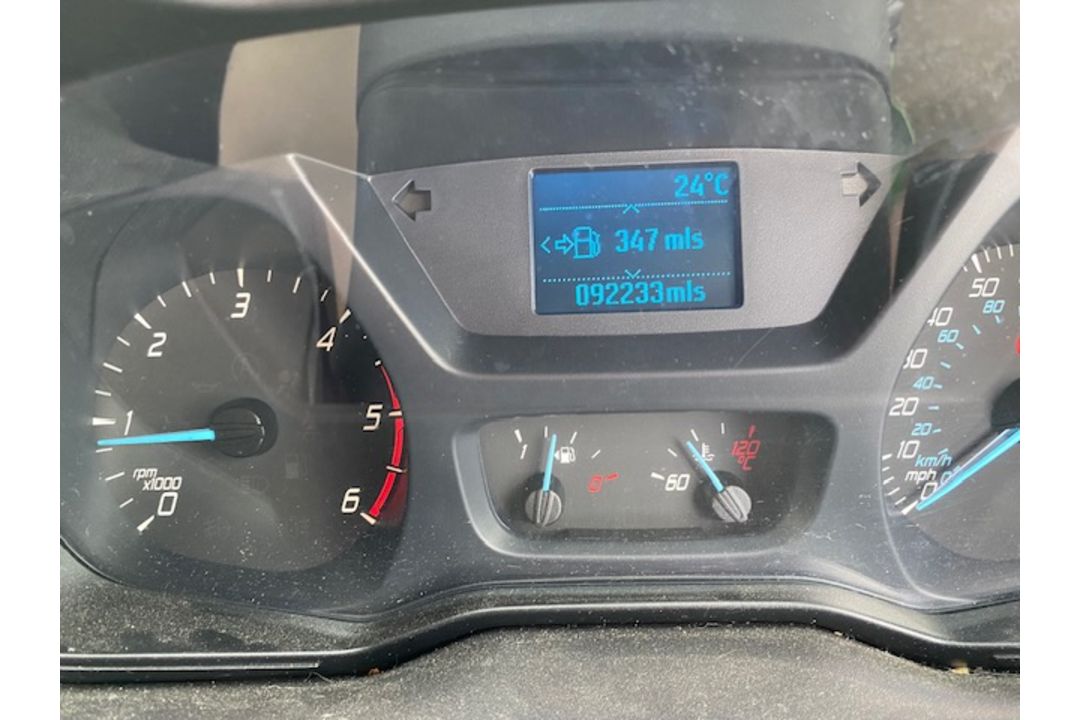 Ford Transit Custom 270 Trend – EJ66 UGG – 2016 – 92233 miles – blue - NO RESERVE - Image 10 of 33