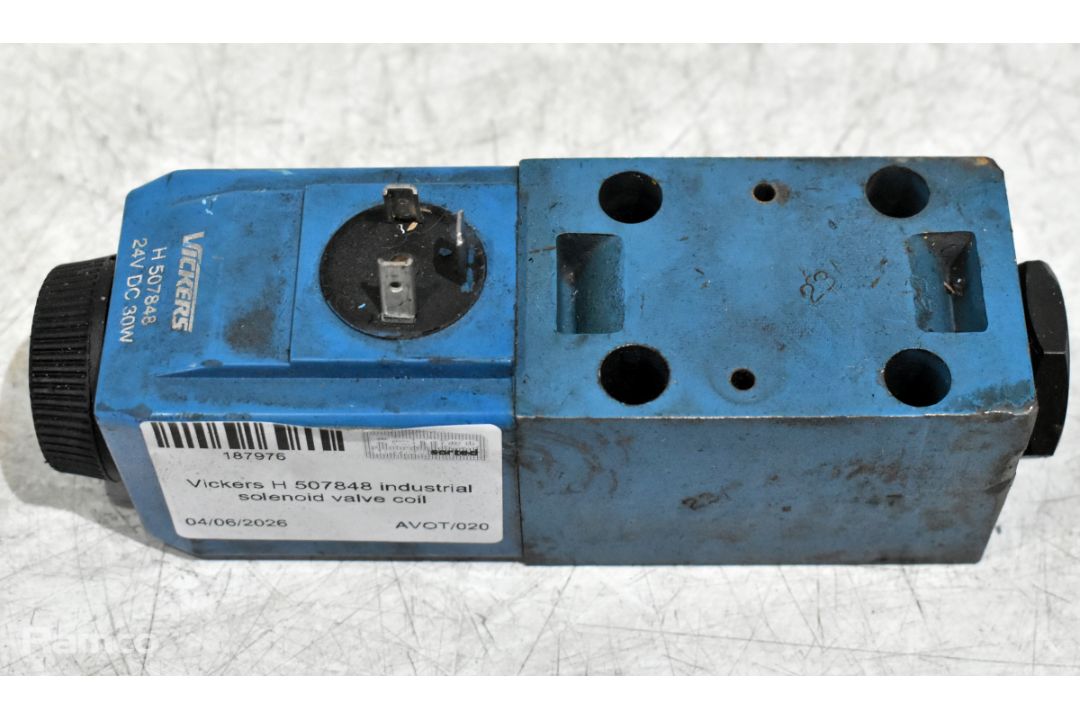 Convel din rail mounted power supply, Huade directional control solenoid valve & more - see desc. - Image 8 of 11