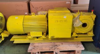 Brook Crompton 7-AD225 45kW electric motor with Sumitomo Drive Technologies JKH72 16/1 gearbox unit