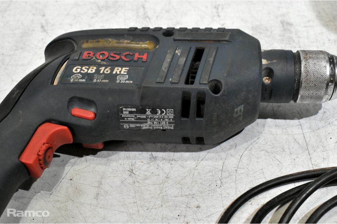 6x electric corded drills with 3x cases - 5x Bosch and 1x Makita - see description - Image 11 of 31