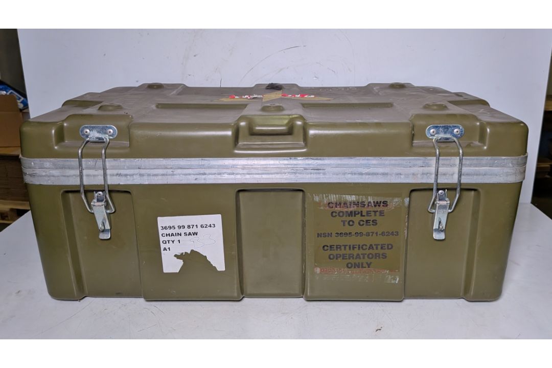 Makita DCS5000 Professional 50cc petrol chainsaw in carry case - BARE UNIT ONLY - Image 18 of 18
