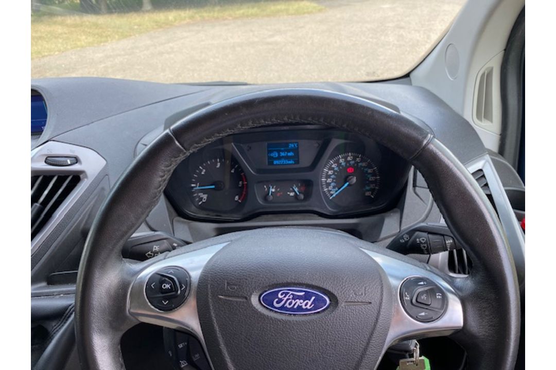 Ford Transit Custom 270 Trend – EJ66 UGG – 2016 – 92233 miles – blue - NO RESERVE - Image 11 of 33