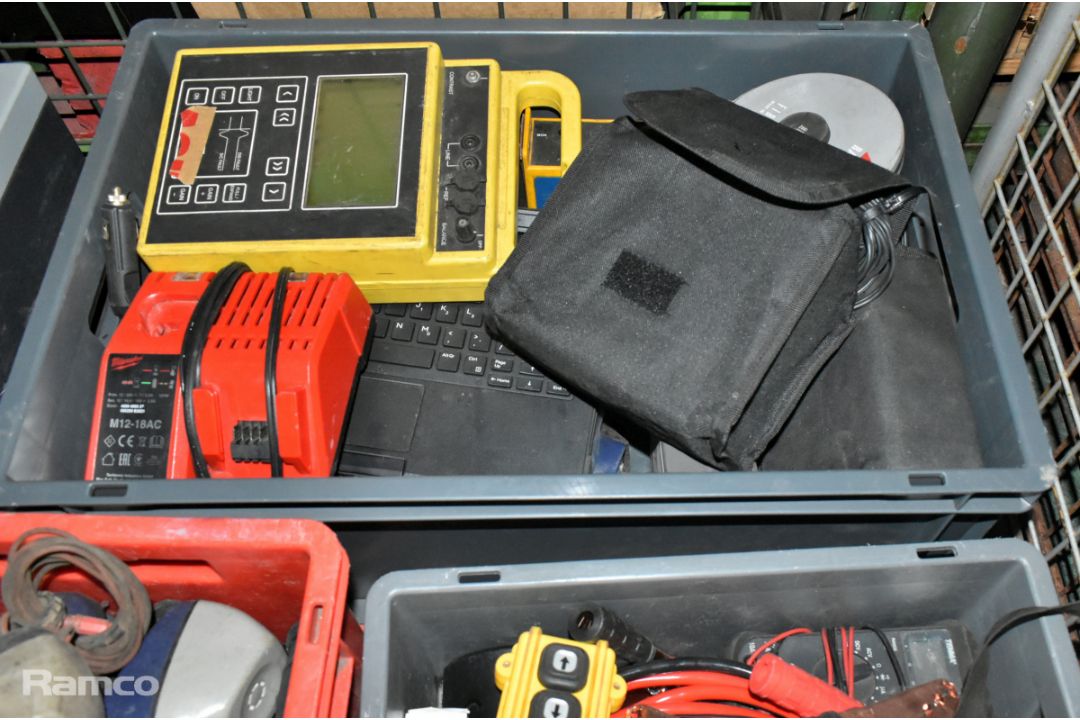 Workshop tools and accessories - metal detectors, small bits storage, tyre pumps, mixed hand tools - Image 3 of 8