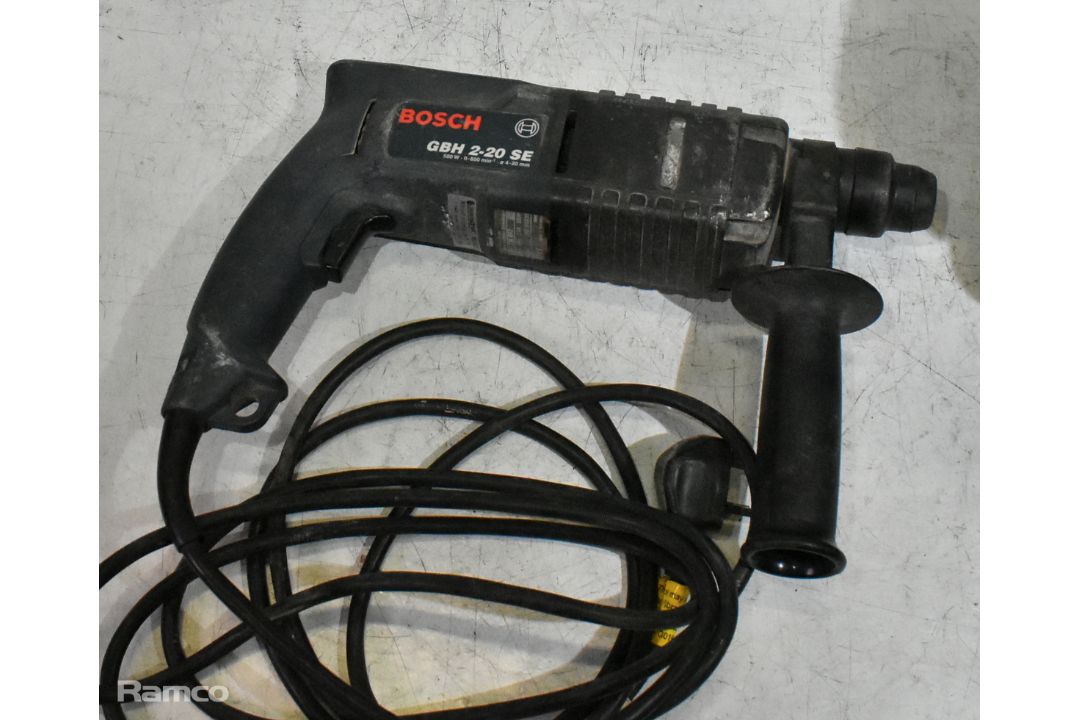 6x electric corded drills with 3x cases - 5x Bosch and 1x Makita - see description - Image 6 of 31