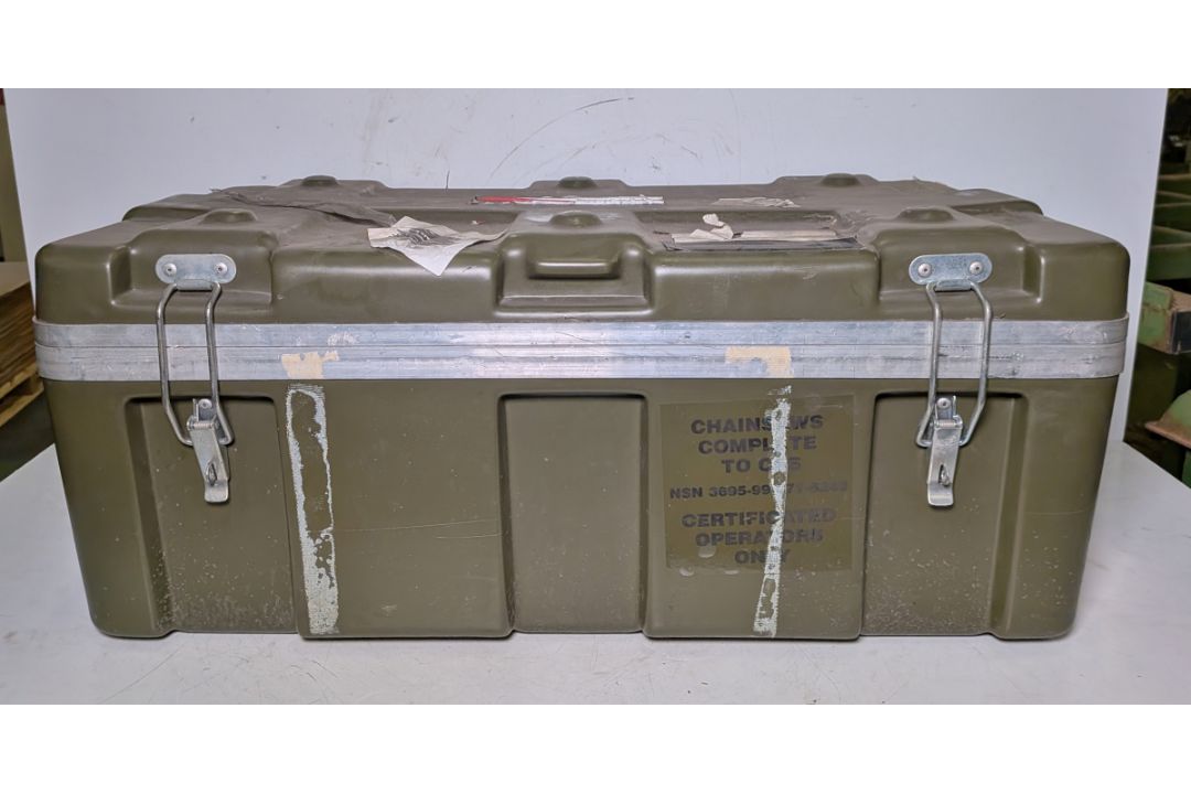 Makita DCS5000 Professional 50cc petrol chainsaw in carry case - BARE UNIT ONLY - Image 9 of 9