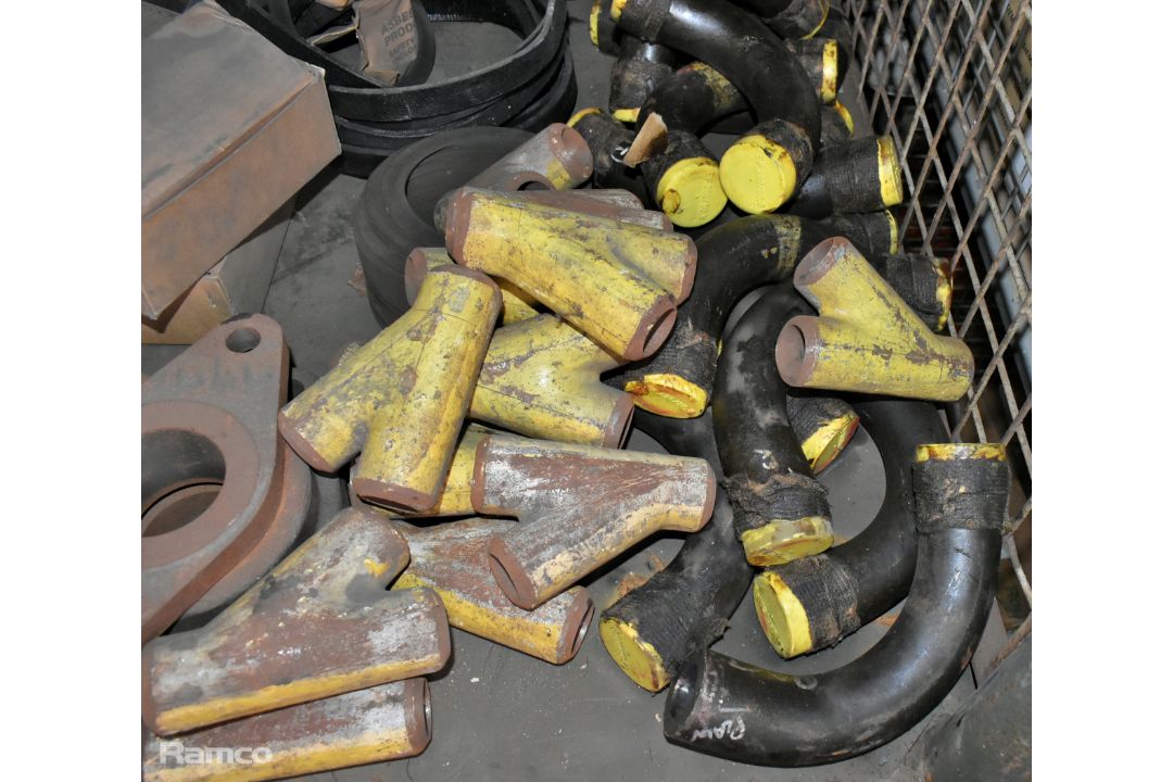 Workshop spares and consumables - nuts, Y pipe, pipe elbows and metal off cuts - approx 220kg - Image 6 of 8