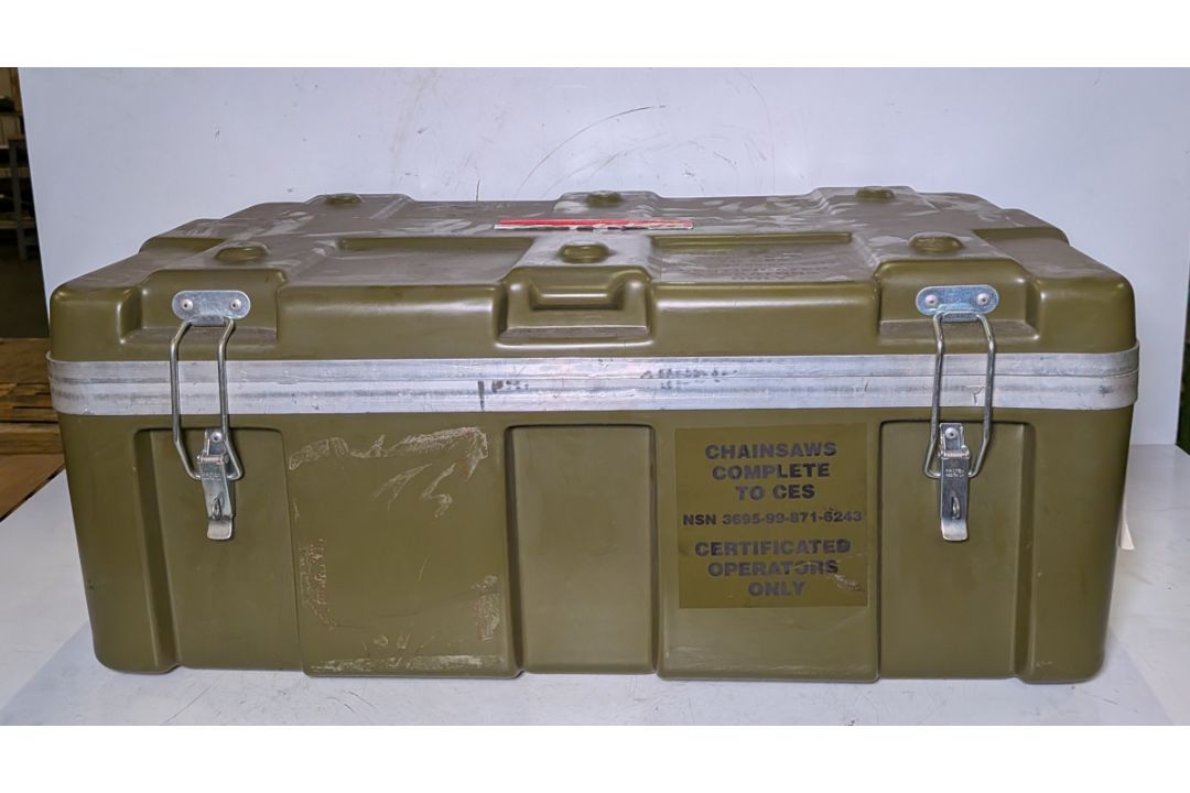 Makita DCS5000 Professional 50cc petrol chainsaw in carry case - BARE UNIT ONLY - Image 10 of 10
