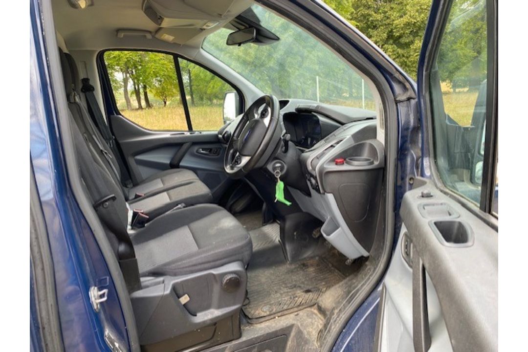 Ford Transit Custom 270 Trend – EJ66 UGG – 2016 – 92233 miles – blue - NO RESERVE - Image 7 of 33
