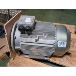 Mecaline 132M1-6 MECA 4K6P132B35IE3A3 3-phase electric motor