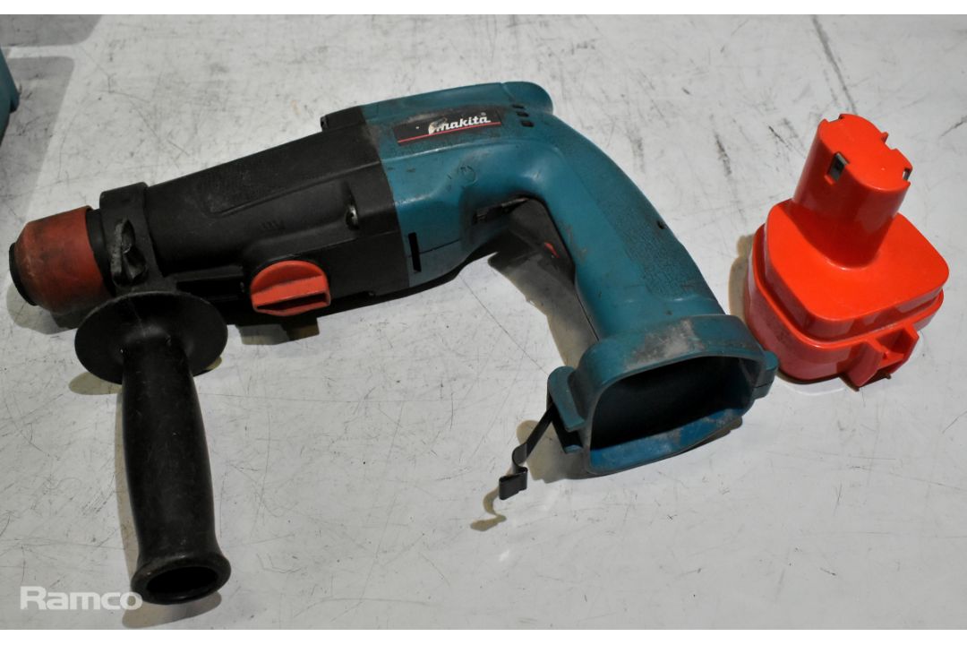 6x electric corded drills with 3x cases - 5x Bosch and 1x Makita - see description - Image 28 of 31
