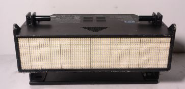 Philips Showline SL Nitro 510 LED strobe luminaire, no mains cable, no clamps