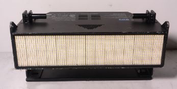 Philips Showline SL Nitro 510 LED strobe luminaire, no mains cable, no clamps