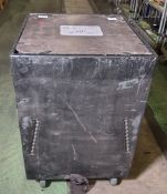 HK Audio RL118 600W speaker unit with casters - W 600 x D 650 x H 880mm