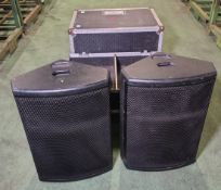 2x Turbosound TFM450 Mk II speakers with black/silver flightcase with wheels