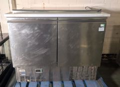 Electrolux SA125L2C9 250Ltr 2 door refrigerated salad counter - 230V - L 950 x W 700 x H 850mm