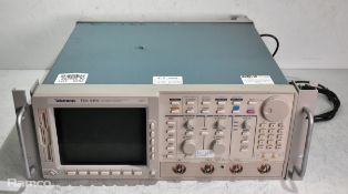 Tektronix TDS 540C Four channel digitizing oscilloscope with InstaVu Acquisition, 500MHz 2 GS/s