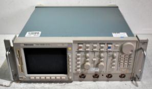 Tektronix TDS 680B 2-channel digital real-time oscilloscope, 1 GHz - 5 GS/s