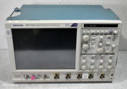 Tektronix DPO 7254C 2.5 GHz 40 GS/s digital phosphor oscilloscope - Serial No: C130269