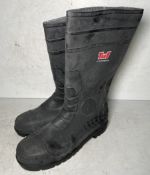 7x mixed TUF sized pairs of safety toe capped wellington boots - sizes in description