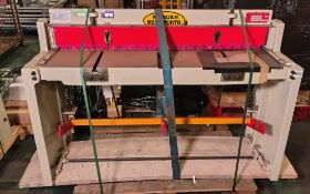 Morgan Rushworth ASTS1320 sheet metal guillotine - Serial No: F13120197 - see description