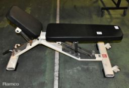 Adjustable weight lifting bench - W 550 x D 1430 x H 640mm