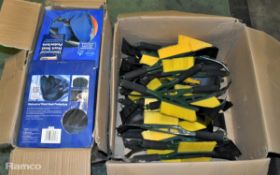 10x Streetwize waterproof 2 front seat protectors, 33x Ice and snow scraper and brush combos
