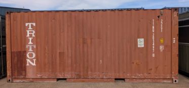 20ft shipping and storage container - L 20ft x W 8ft x H 8.5ft - PARTS OF THE FLOOR ARE PEELING UP
