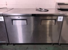 True TUC-48F-HC stainless steel 2 door refrigeration unit - W 1220 x D 760 x H 910mm - no key