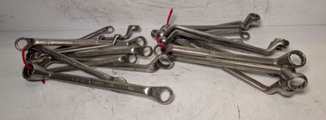 2x bundles of ring spanners