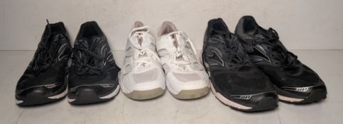 40x Grade 2 paired trainers - mixed sizes