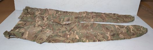 Various types of ex-military camo clothing - may include accessories - 212kg – may require repair
