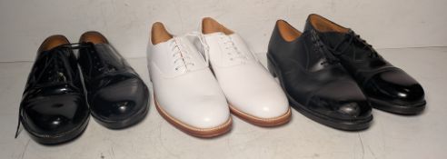 40x British forces mixed paired shoes - Grade 2 mixed sizes