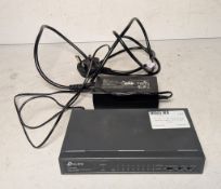 TP-Link TL-SF1009P 9-port desktop switch with 8-port PoE+