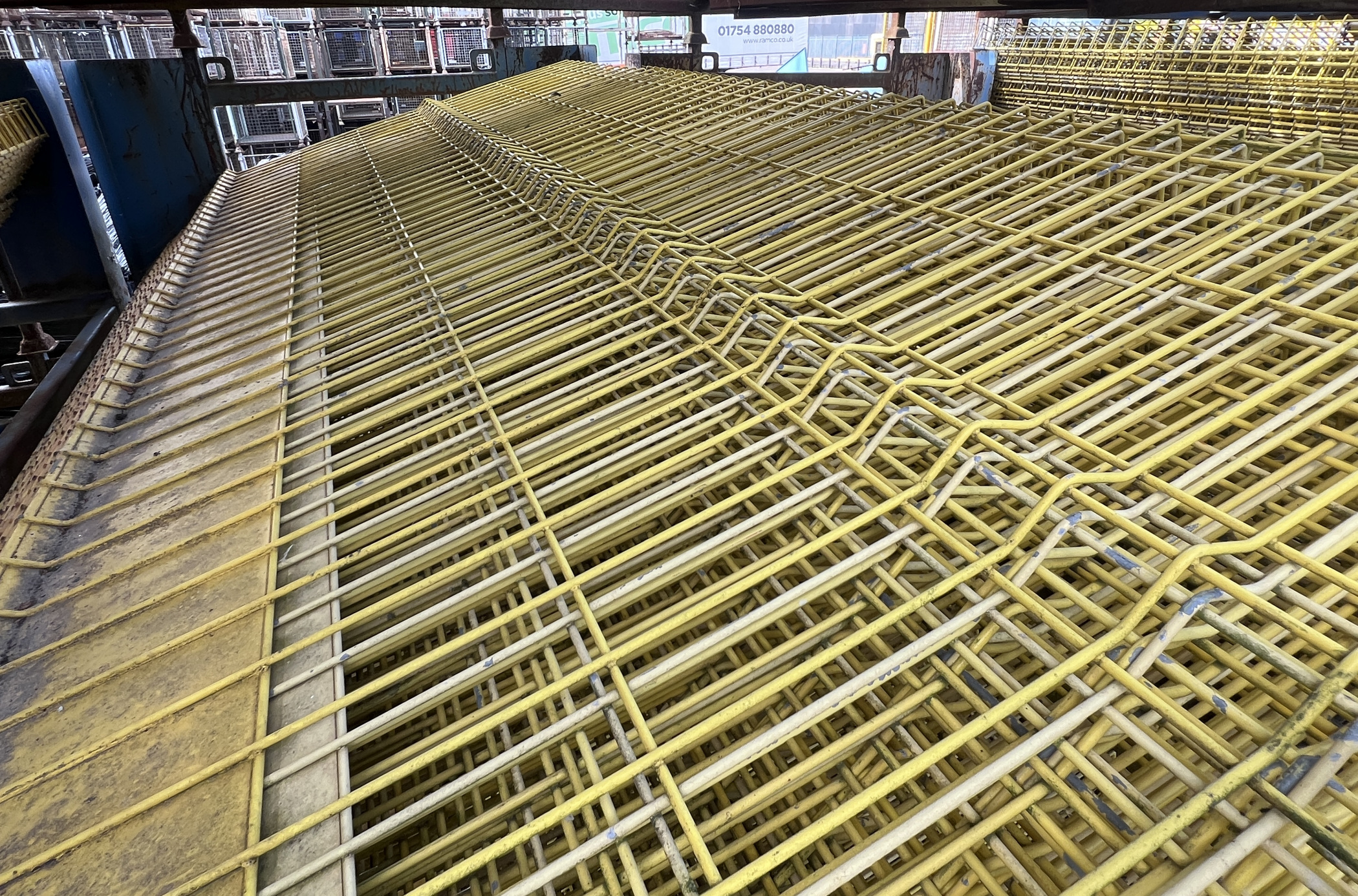 86x J Safe barriers – barrier dimensions: L 2610 x W 125 x H 1130mm