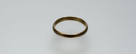 A 22ct gold wedding band N 2.48g