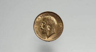 A George V gold half sovereign 1912: d. x 2cm 4g