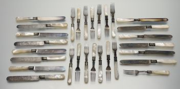 An Edwardian epns set of ten mother of pearl handled fruit knives: l. x 19.5cm and nine forks: 16.