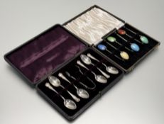 A Victorian Birmingham silver set of six spiral twist handle tea spoons and a pair of tongs in