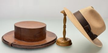 A Stetson Aficionado fedor hat in a putty straw colour (size large), a wooden mushcapped hat display