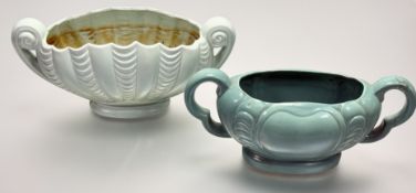 A Govancroft Scotland Pottery Art Deco twin handled green mantle vase, marked verso (h-16cm l-