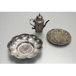 A Mexican Taampico Laperla sterling silver scalloped dish with Aztec engraved central figure