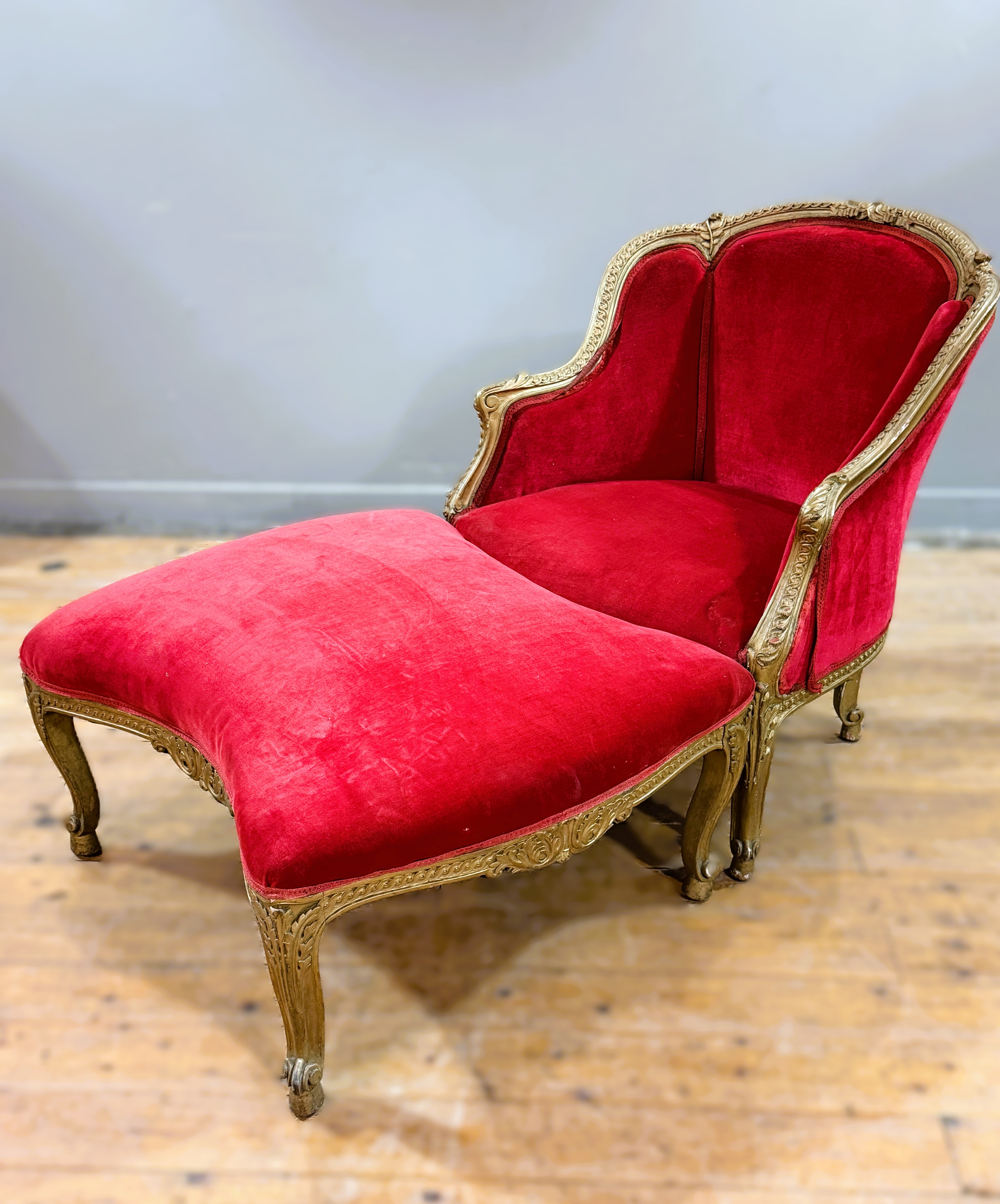 A late 19thc./early 20thc Louis XV style duchesse brisee, with scrolling giltwood painted frame, - Image 3 of 15