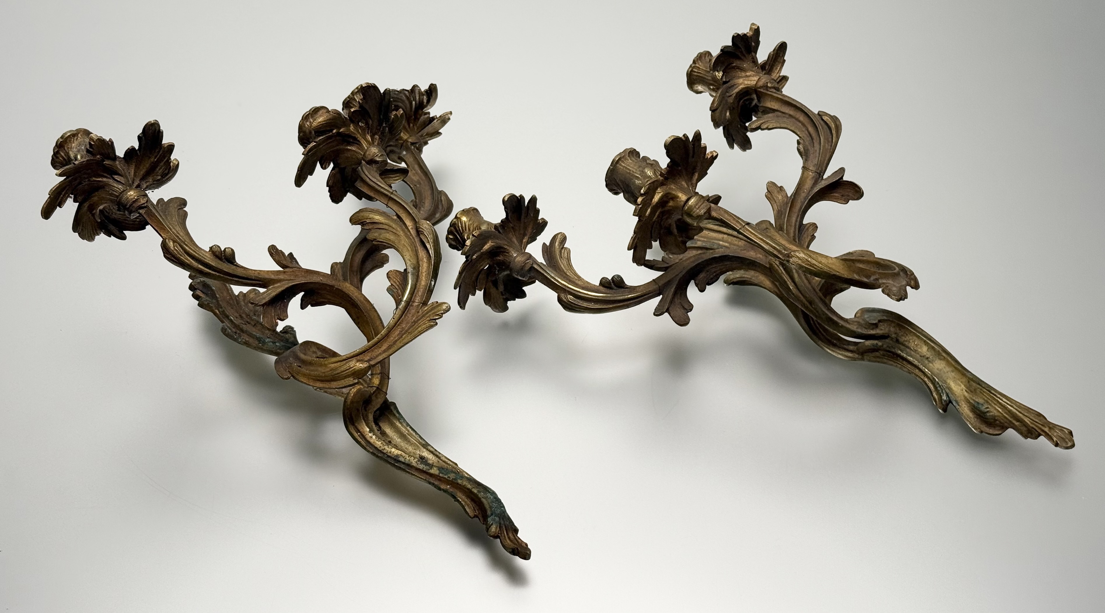 A matched suite of three gilt-bronze wall sconces in the Rococo taste, probably early 20th - Image 2 of 5