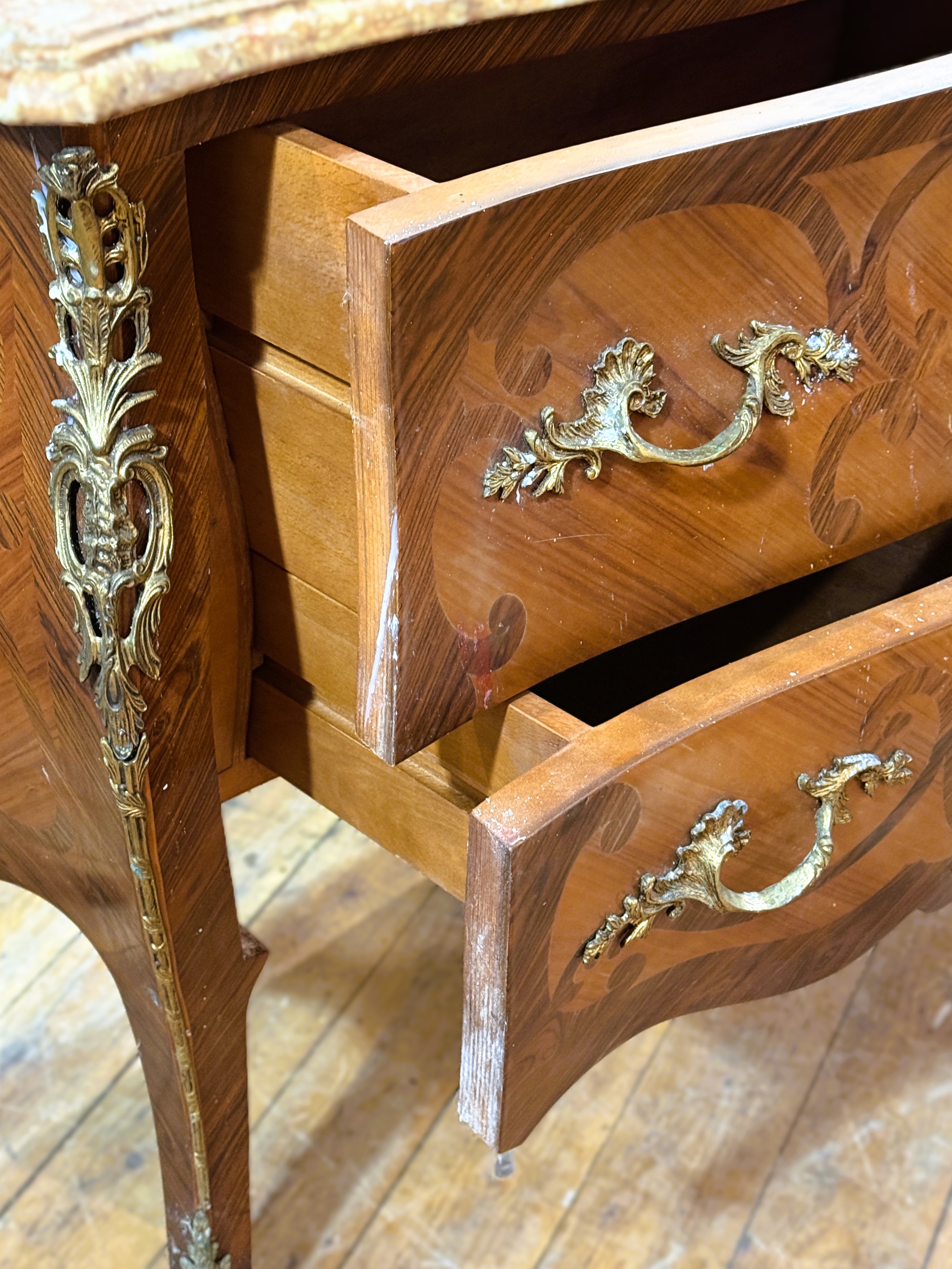 A 20thc. walnut and rosewood veneered bombe commode in the Louis XVI style, with shaped marble top - Image 5 of 6