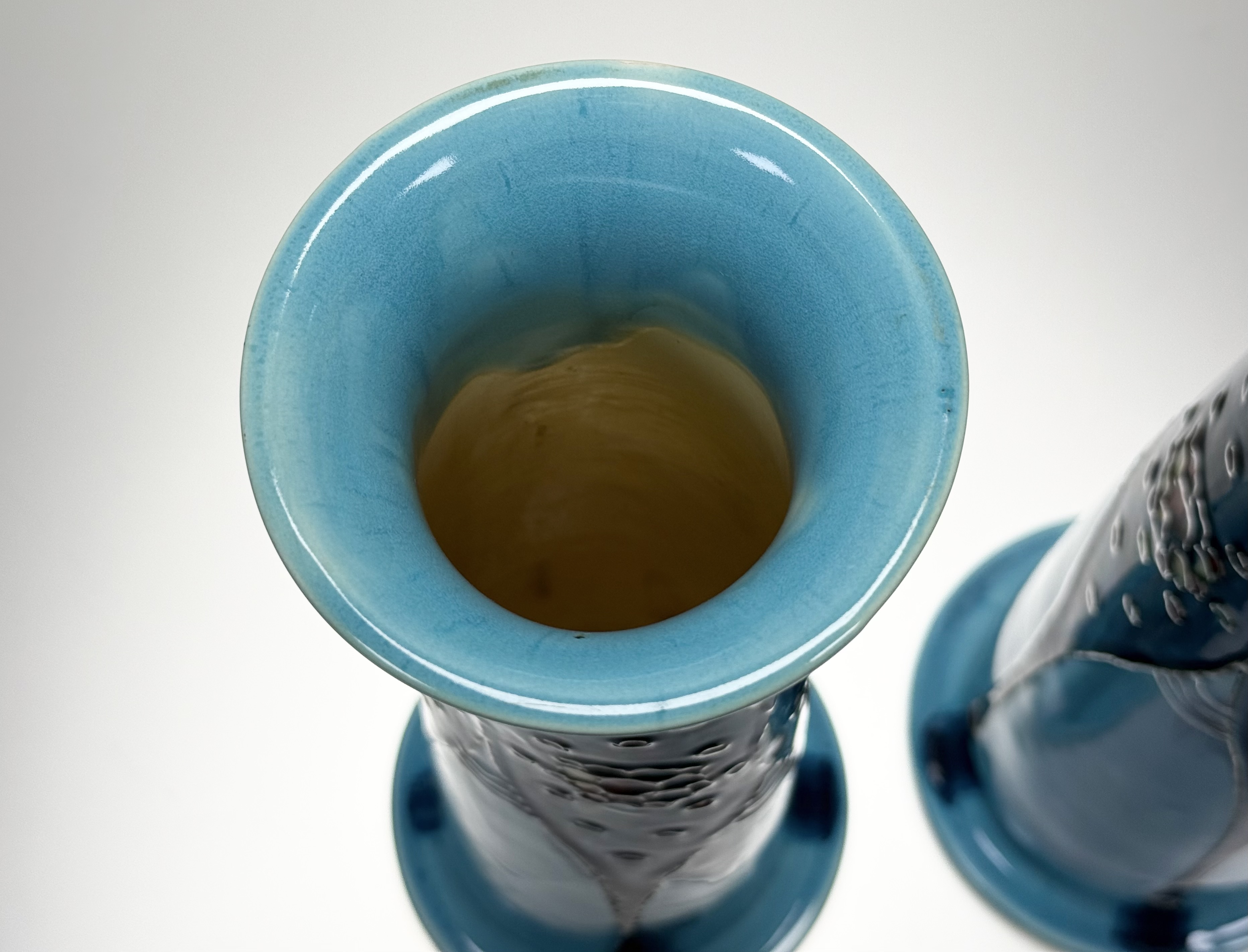 A pair of Minton "Secessionist" Ware vases, of tapering cylindrical form, tubelined and painted with - Image 3 of 5